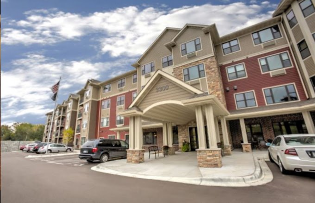 Cardigan Ridge senior living community, exterior view